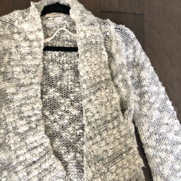 Sabine light wool cardigan - Picture 4 of 7